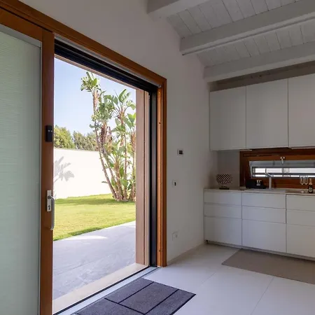 فيلة Villa Jilliot Bay سامبييري